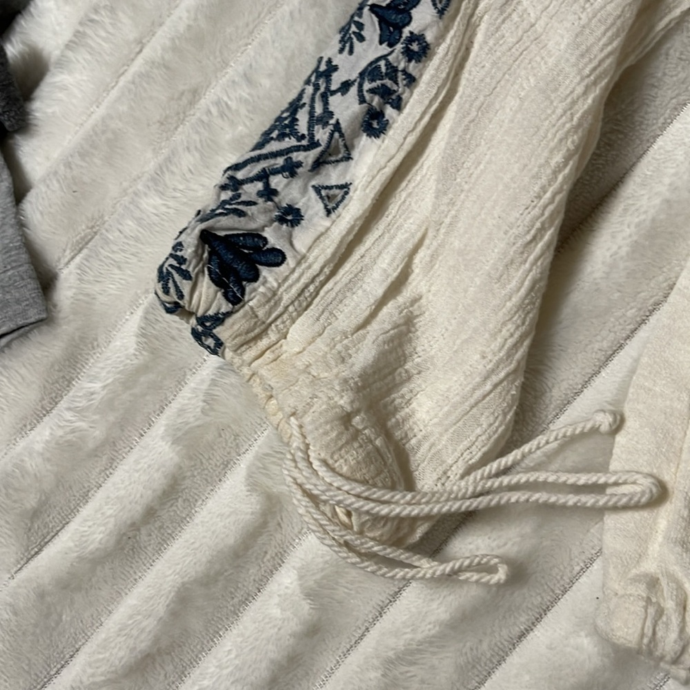 Akemi + Min Anthropologie Top | Size Small - Picture 2 of 6